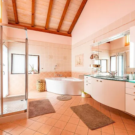 Casa Luna Alma 3* Brione sopra Minusio