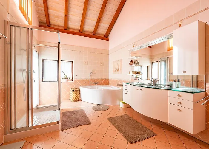 Casa Luna Alma 3* Brione sopra Minusio